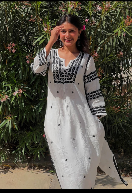 Chikankari Long Kurti