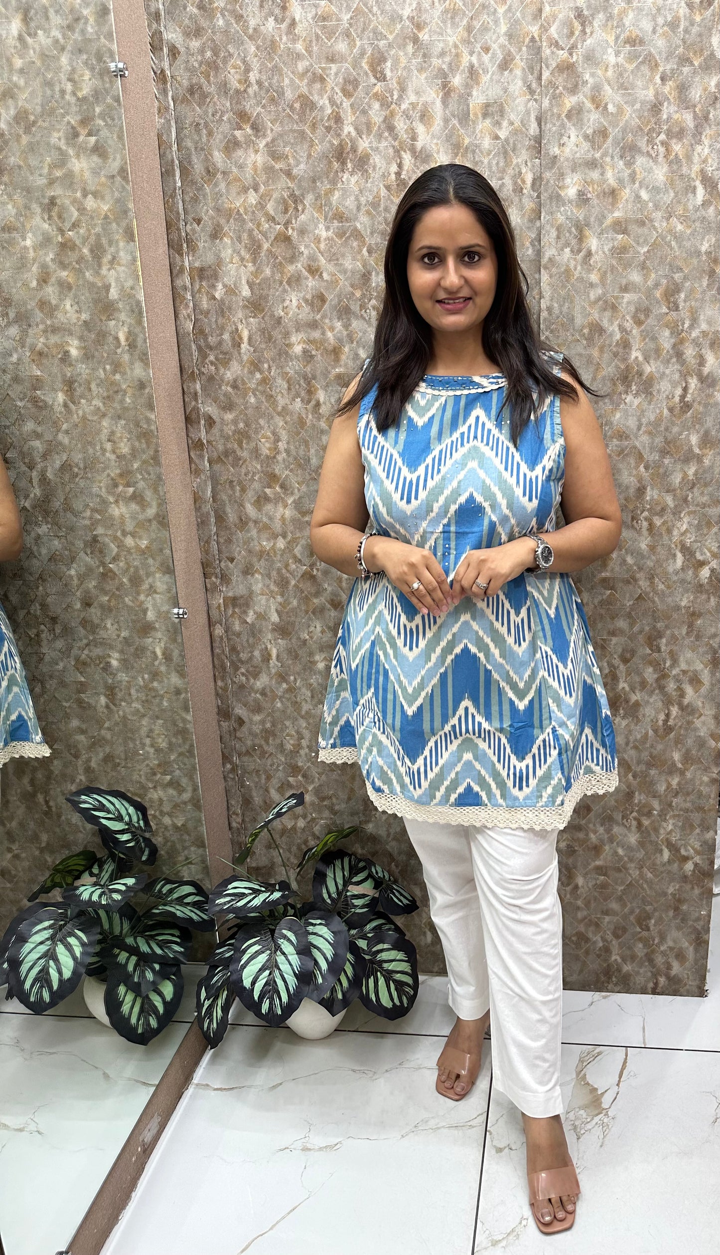 Sleeveless Kurti