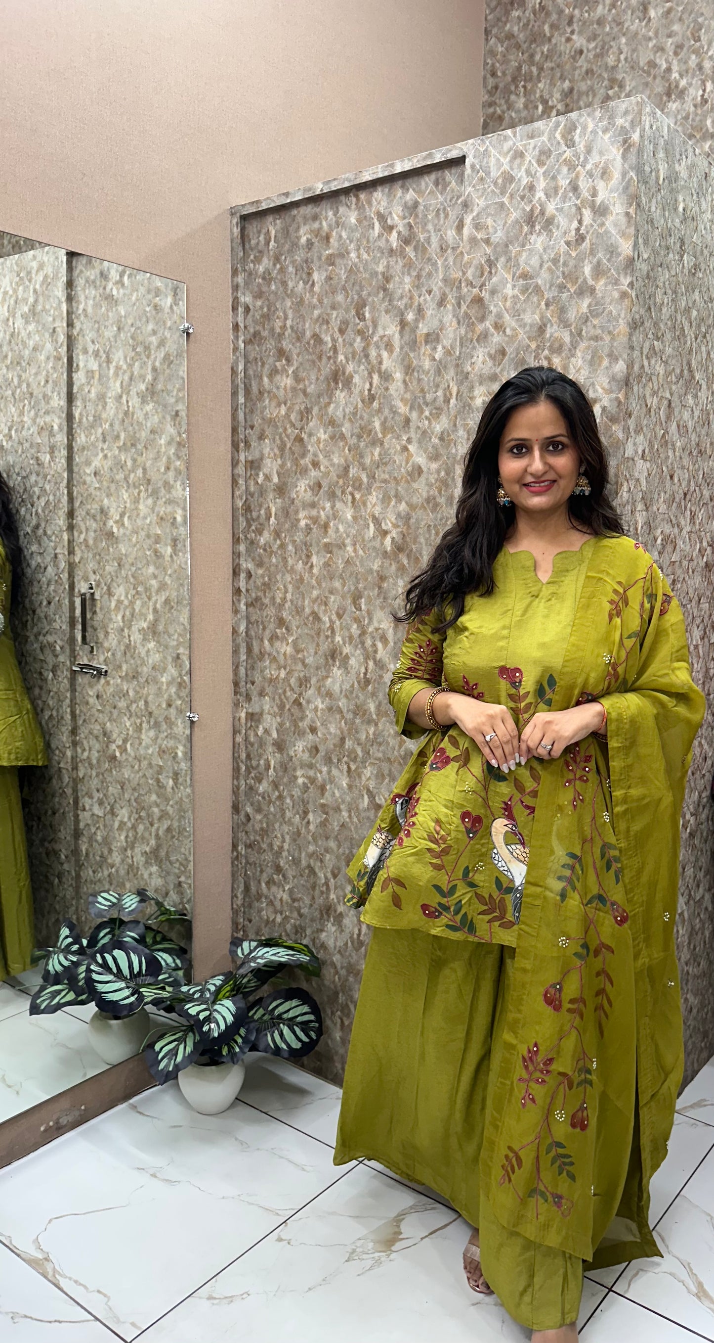 Beautiful Divider Suit